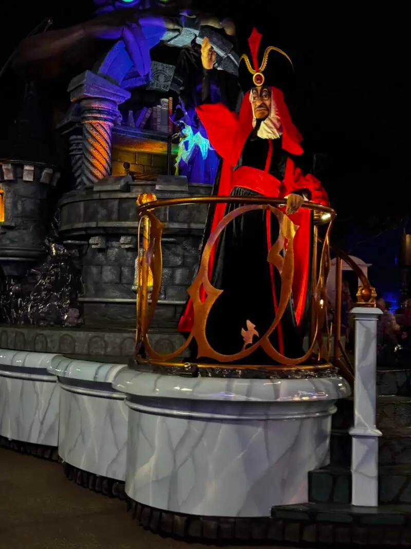 twc-mnsshp-hl7-800x1067