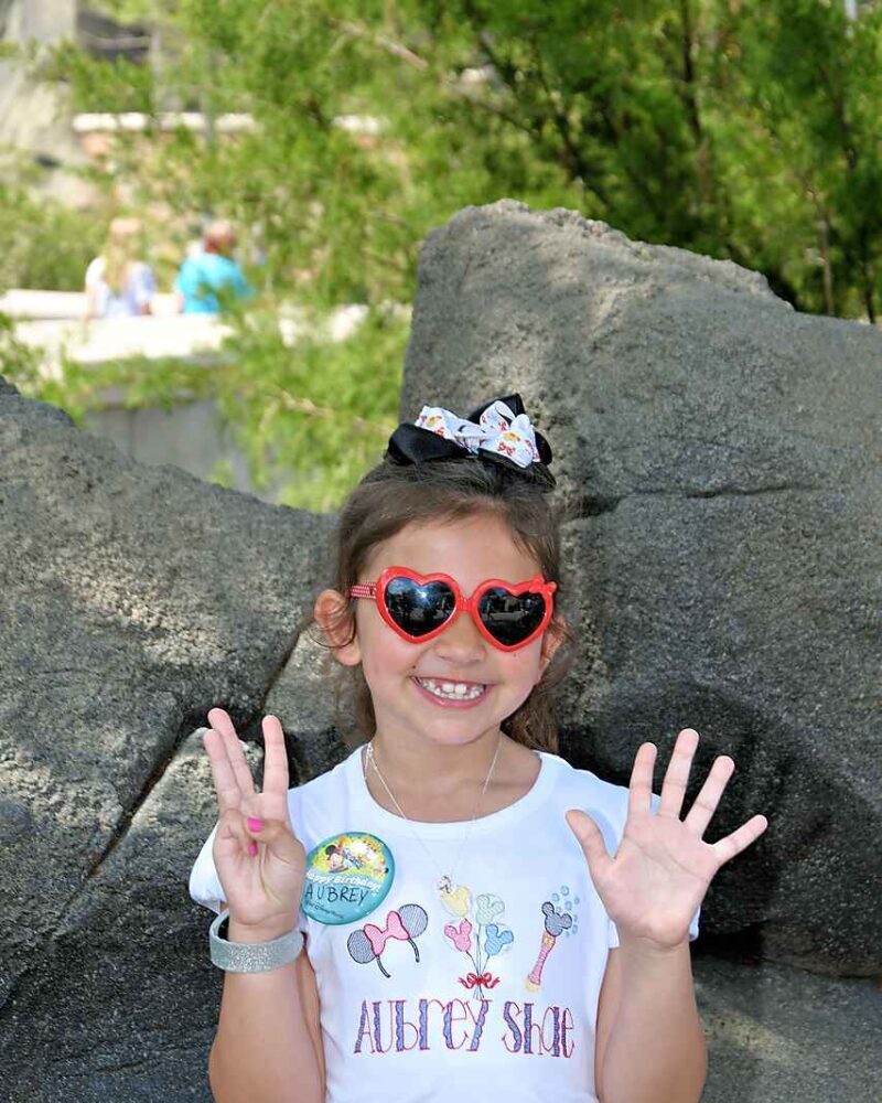 Travel with Carie - Add magic girl celebrating 8th birthday