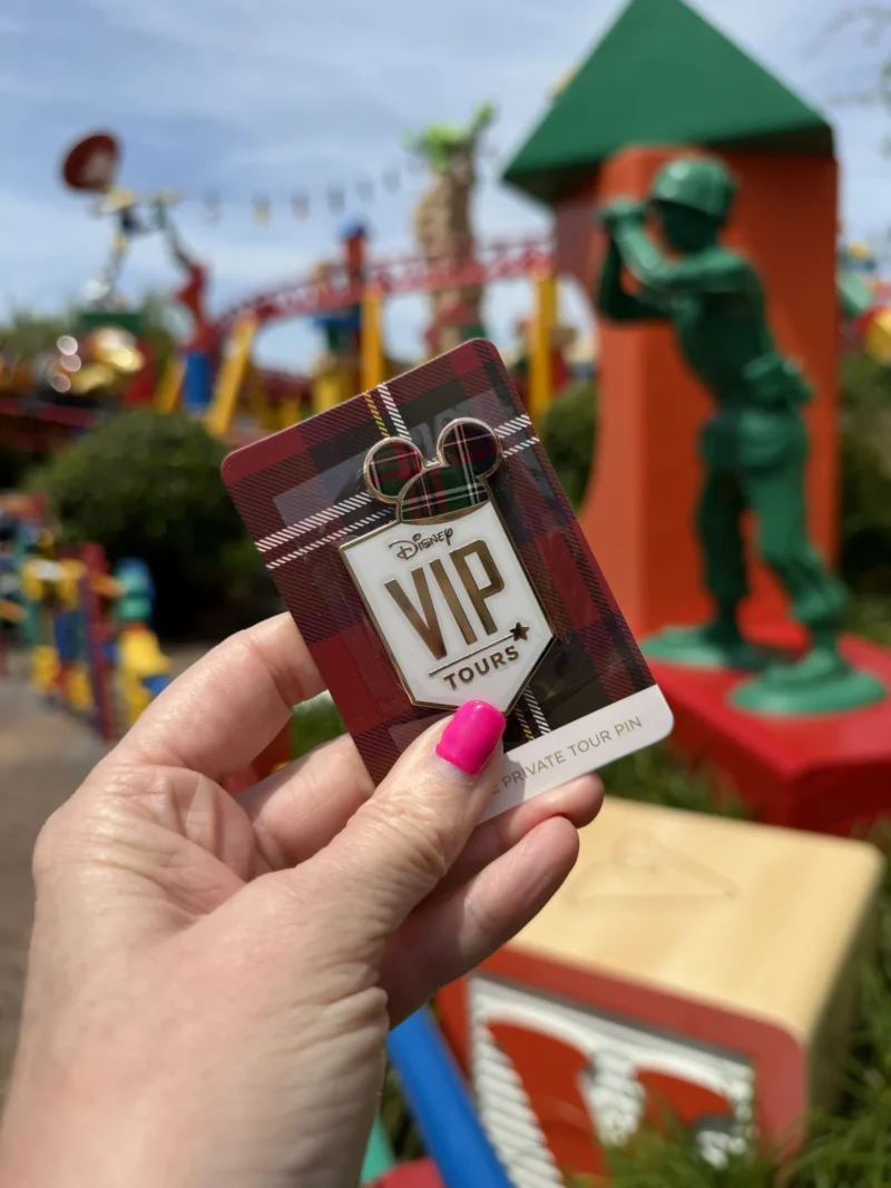 TWC Disney's Vip Tour Pin